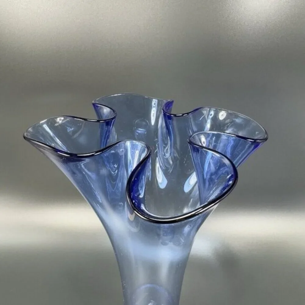 Vintage‎ 1980a Art Glass Vase Ruffled Top Glass Vase Vessel Ruffled Top Blue VTG